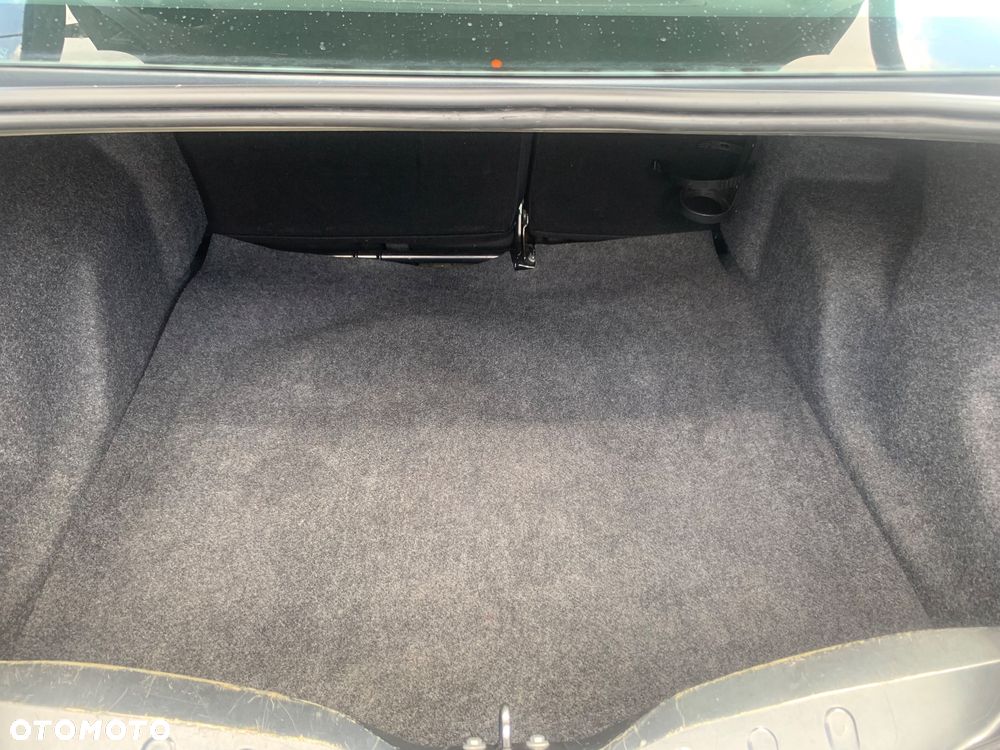 Peugeot 301 1.6 BlueHDi Active - 11