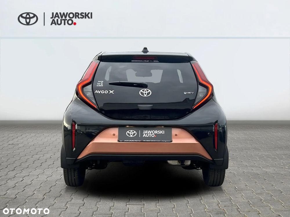 Toyota Aygo X Hybrid 1.5 Style e-CVT - 5