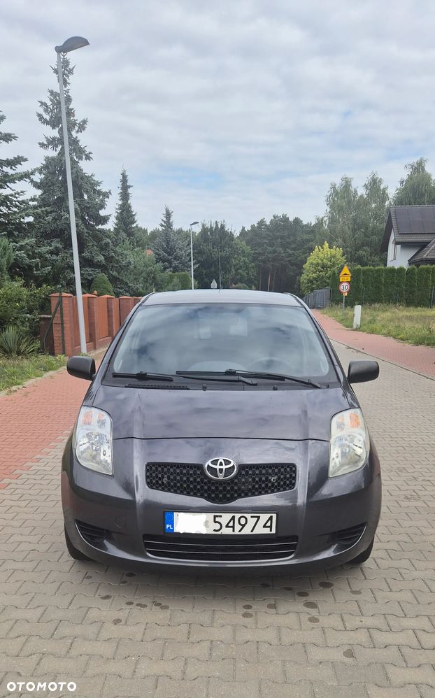 Toyota Yaris 1.3 Terra - 2
