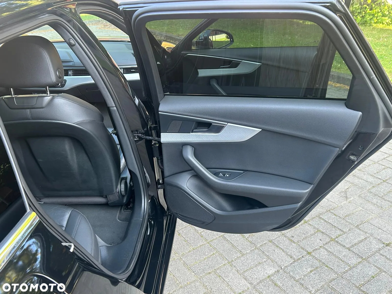 Audi A4 Avant 40 TFSI S tronic S line - 20