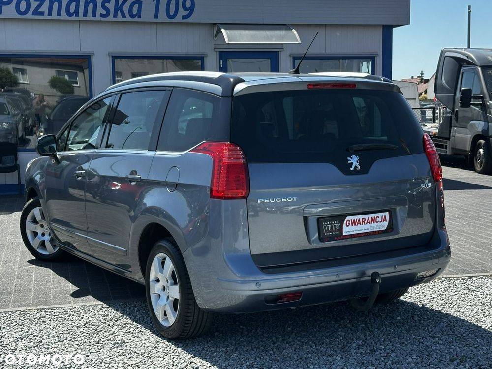Peugeot 5008 - 5