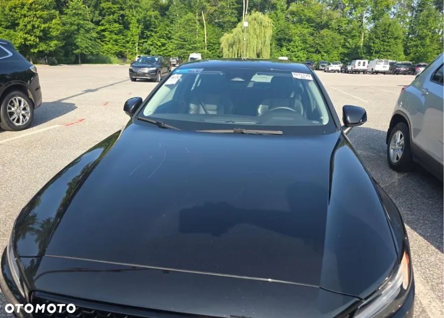 Volvo S60 B5 B AWD Plus Dark - 2