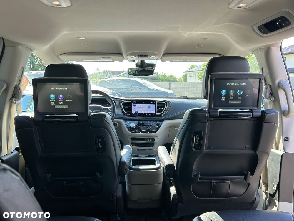 Chrysler Pacifica - 29