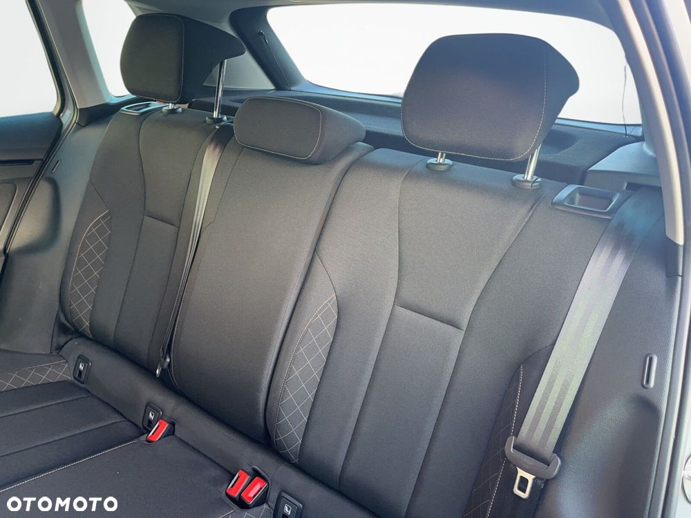 Skoda Kamiq 1.0 TSI Ambition - 32