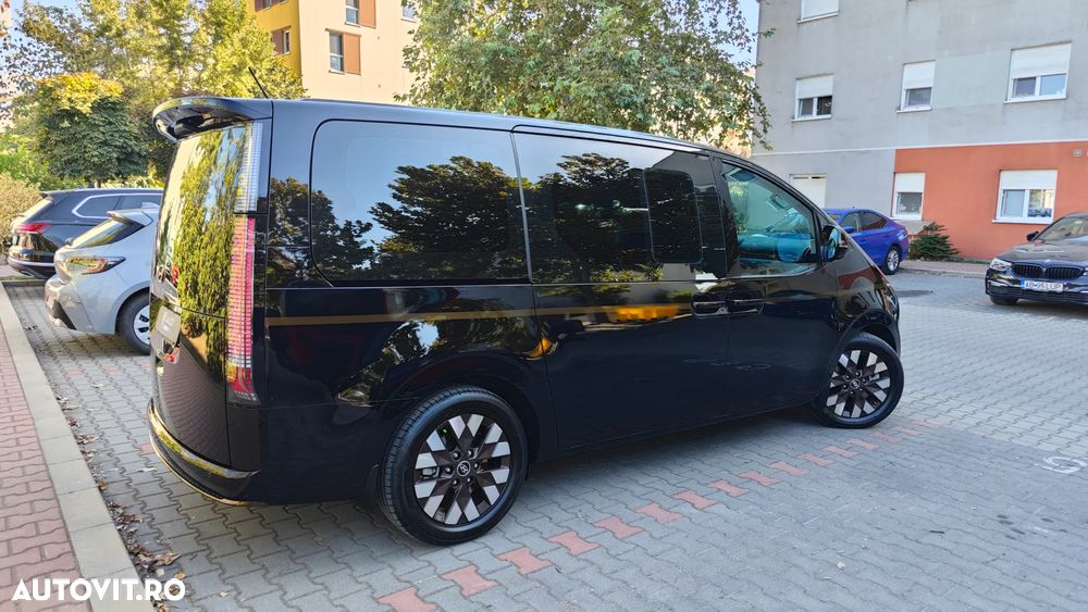 Hyundai Staria 2.2 CRDi Signature - 19