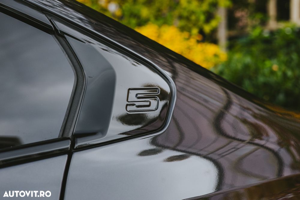 BMW Seria 5 520d xDrive AT MHEV - 30