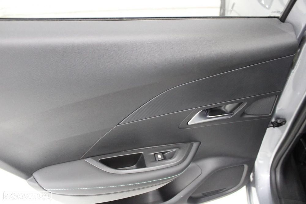 Peugeot e-2008 50 kWh Allure Pack - 11