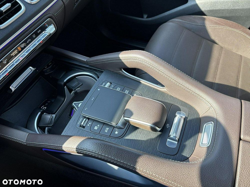 Mercedes-Benz GLE - 28