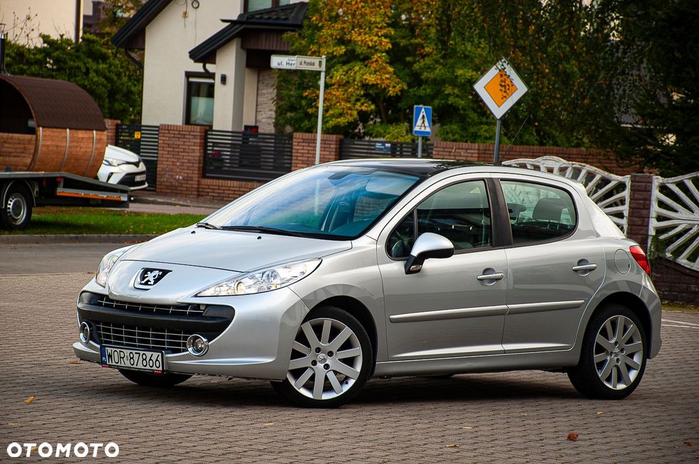 Peugeot 207 150 Turbo Platinum - 35