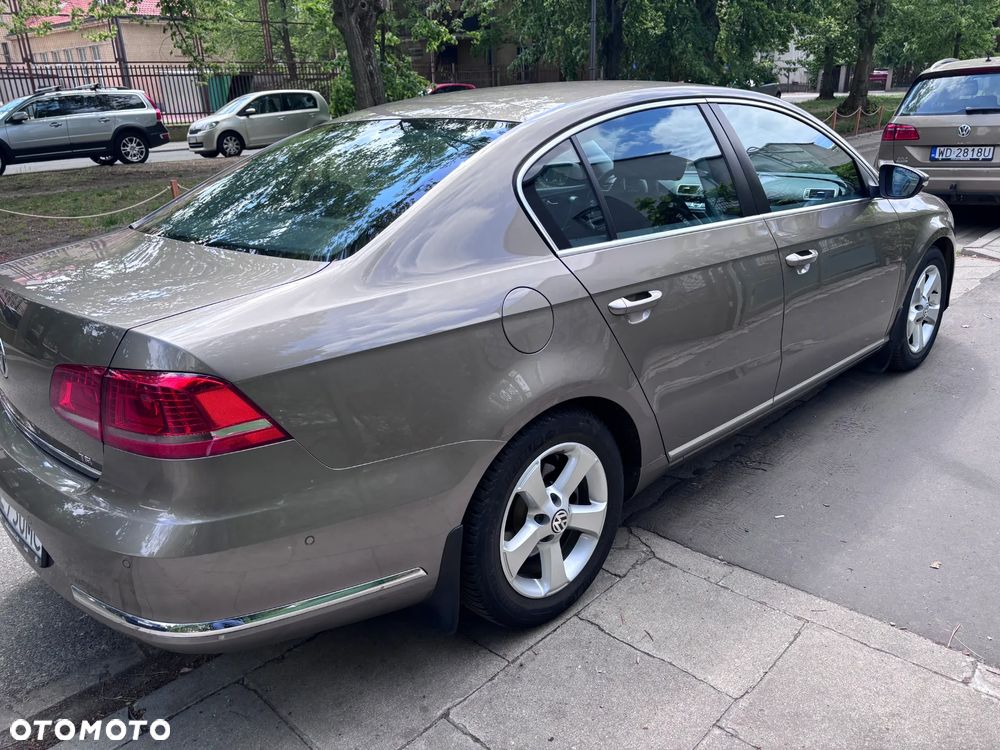 Volkswagen Passat 1.8 TSI Comfortline - 17