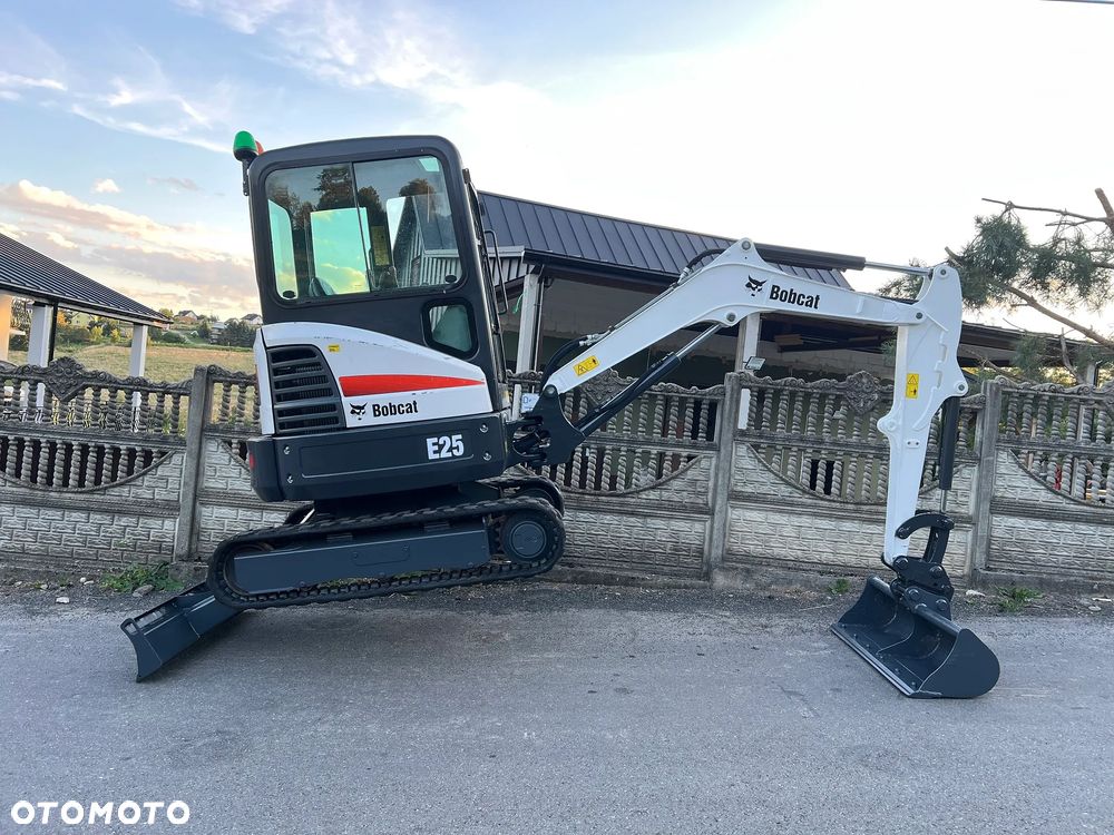 Bobcat E25 * Mini Koparka * BOBCAT * Zerowy Obrys * 3 Tony * Stan IDEALNY * - 17