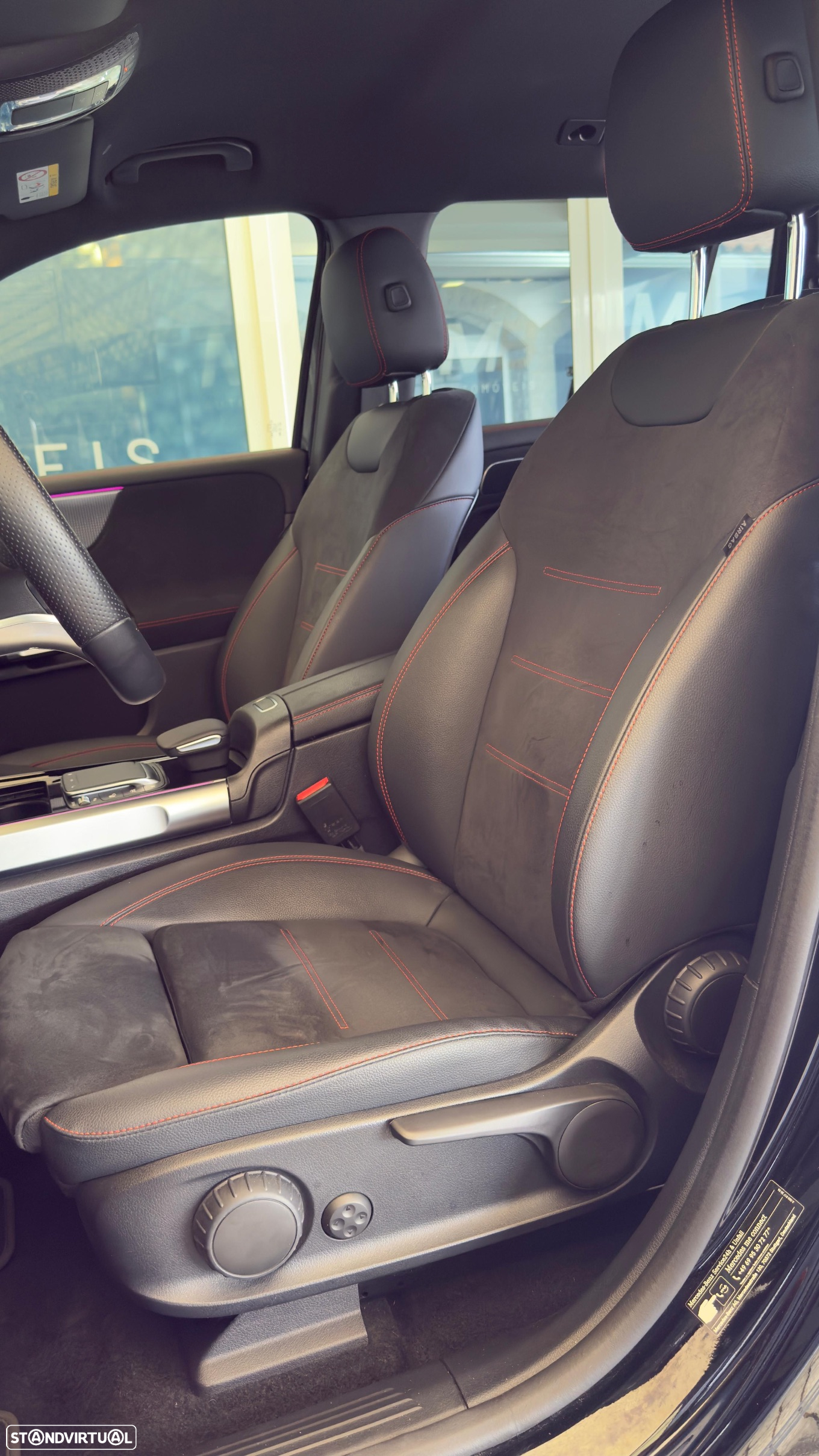Mercedes-Benz EQB 250 AMG Line - 8