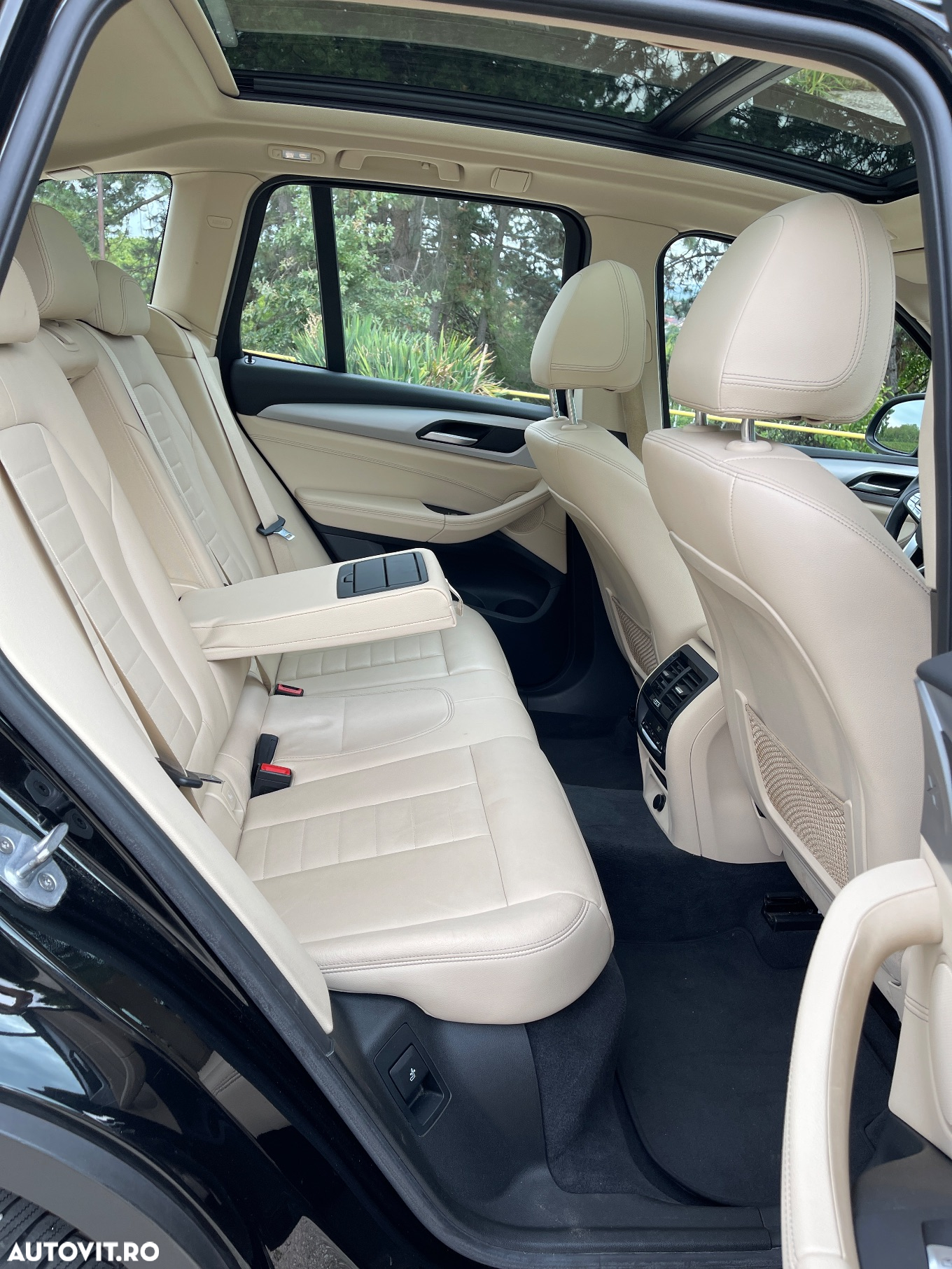BMW X3 xDrive20i AT Advantage - 32
