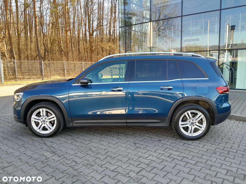 Mercedes-Benz GLB 250 4-Matic Style 8G-DCT - 3