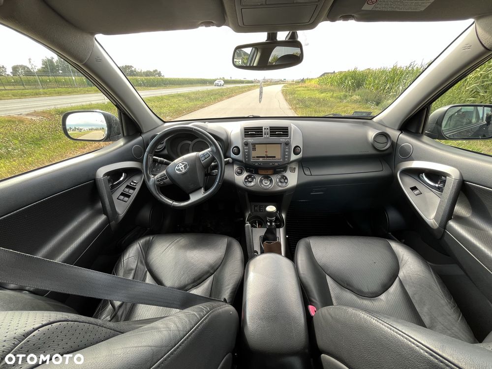 Toyota RAV4 - 5