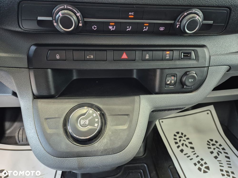 Toyota ProAce 1.6 / L1H1 / AUTOMAT / BEZWYPADKOWY / SERWISOWANY / KSIĄŻKA SERWISOWA / STAN IDEALNY / KRÓTKI / ALUFELGI - 35