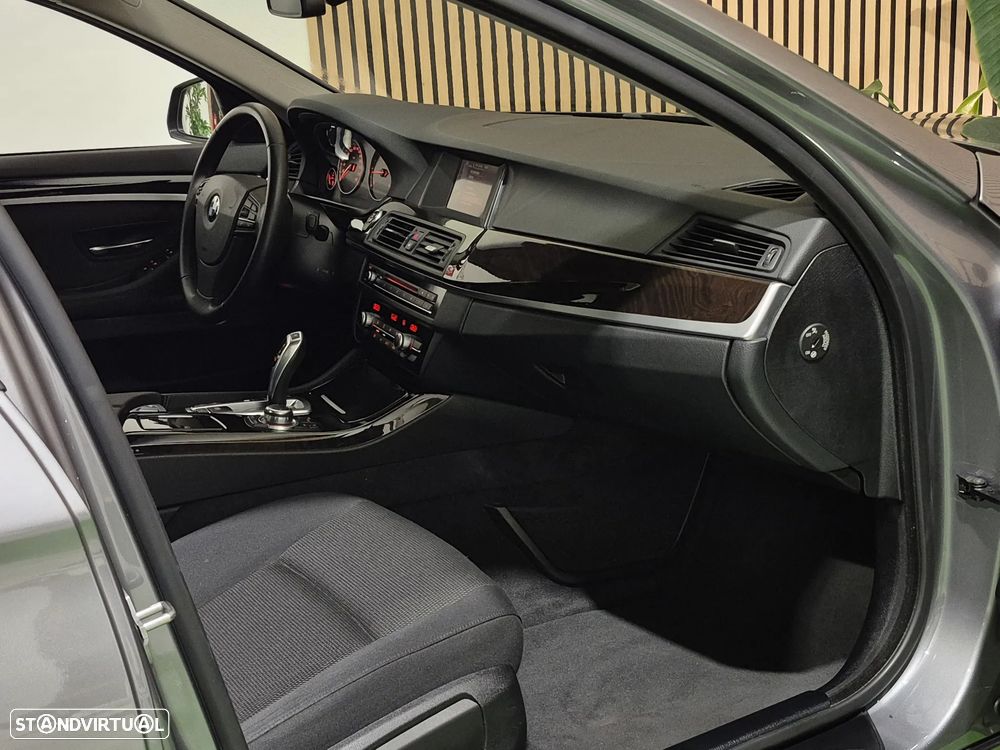 BMW 520 d xDrive Auto - 28
