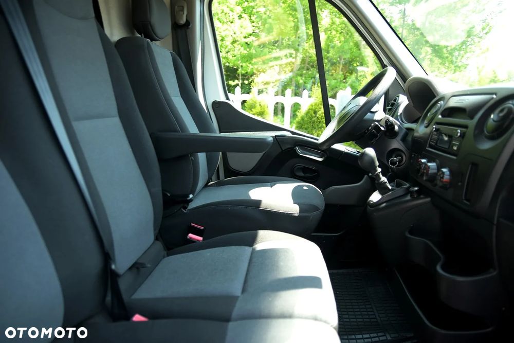 Renault MASTER 2.3 dCi 125KM * NISKI PRZEBIEG: 124000km * JAK NOWY! - 19