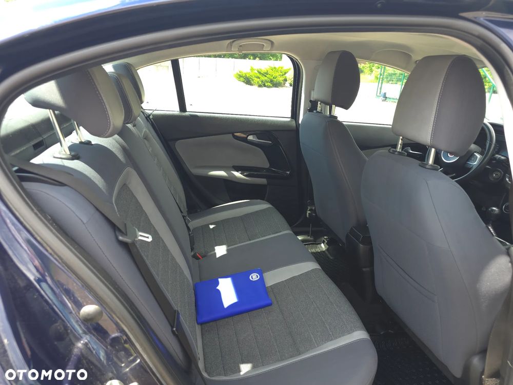Fiat Tipo 1.6 MultiJet 16v Lounge - 13