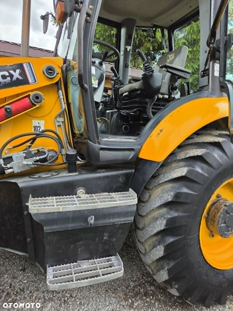JCB 3CX - 11