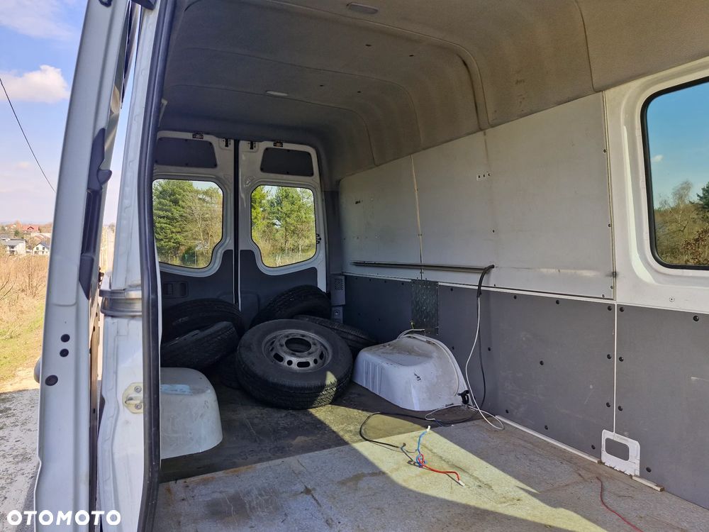 Mercedes-Benz SPRINTER - 18