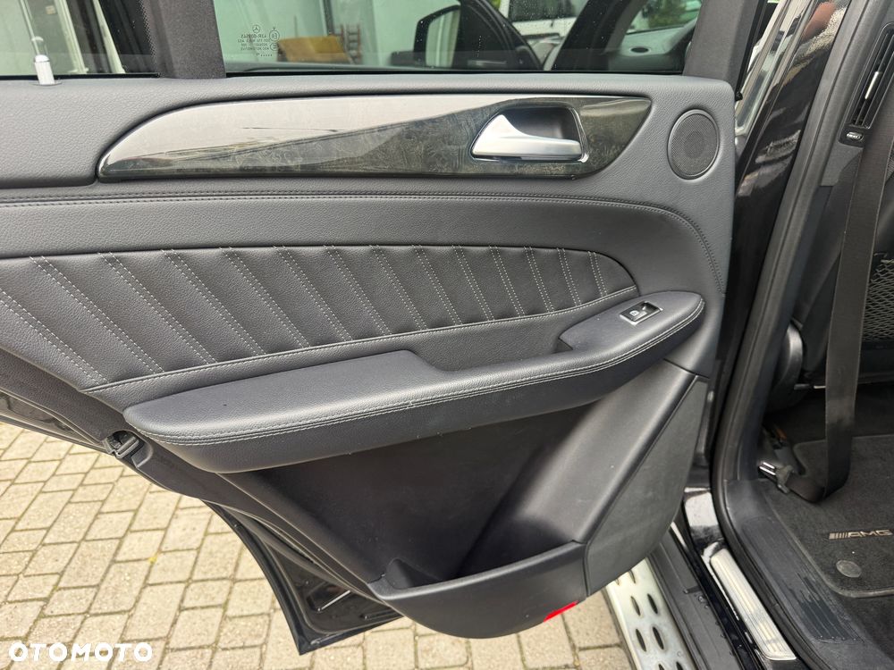 Mercedes-Benz GLE AMG 43 4M 9G-TRONIC AMG Line - 23