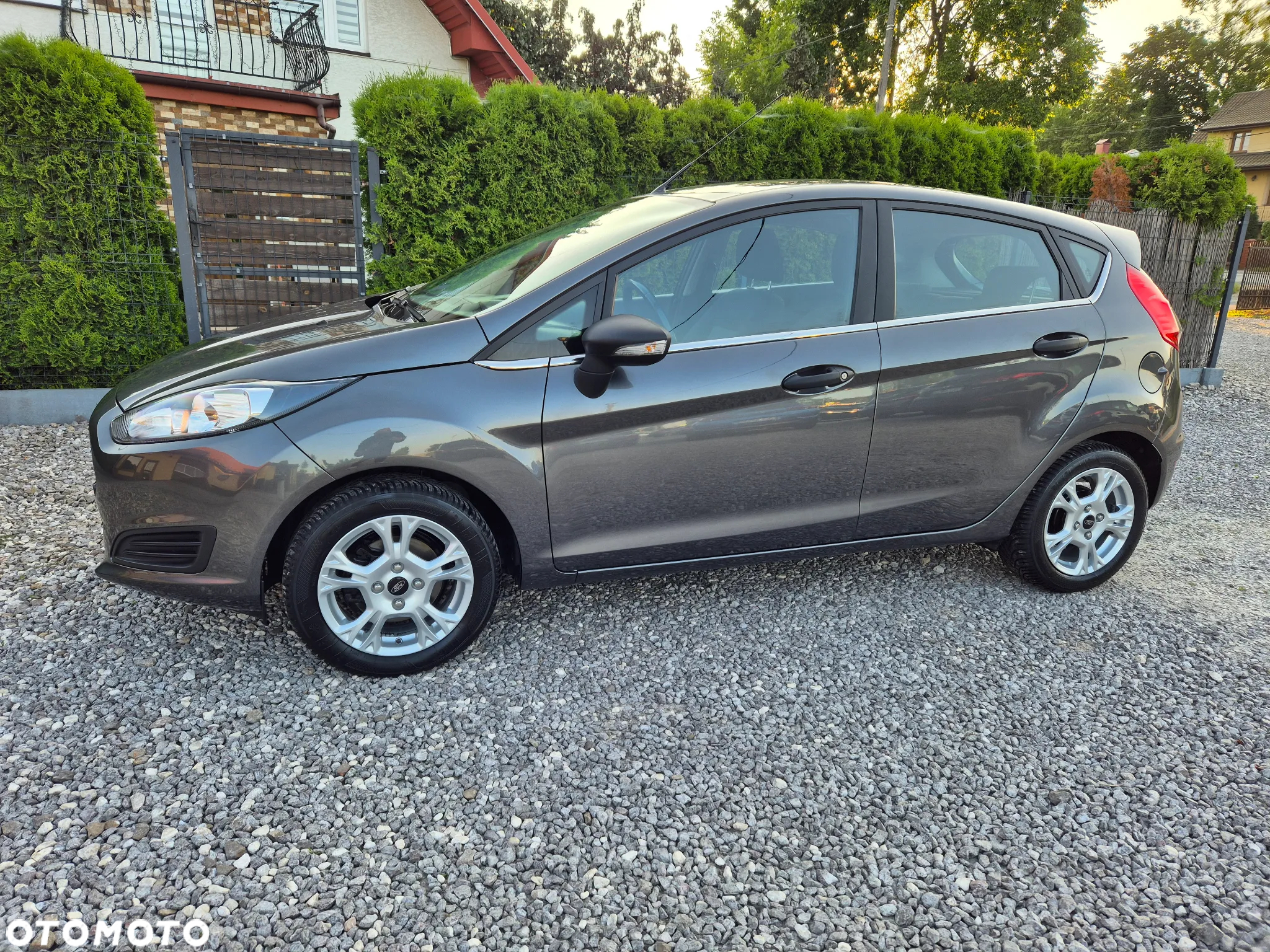 Ford Fiesta 1.25 Celebration - 21