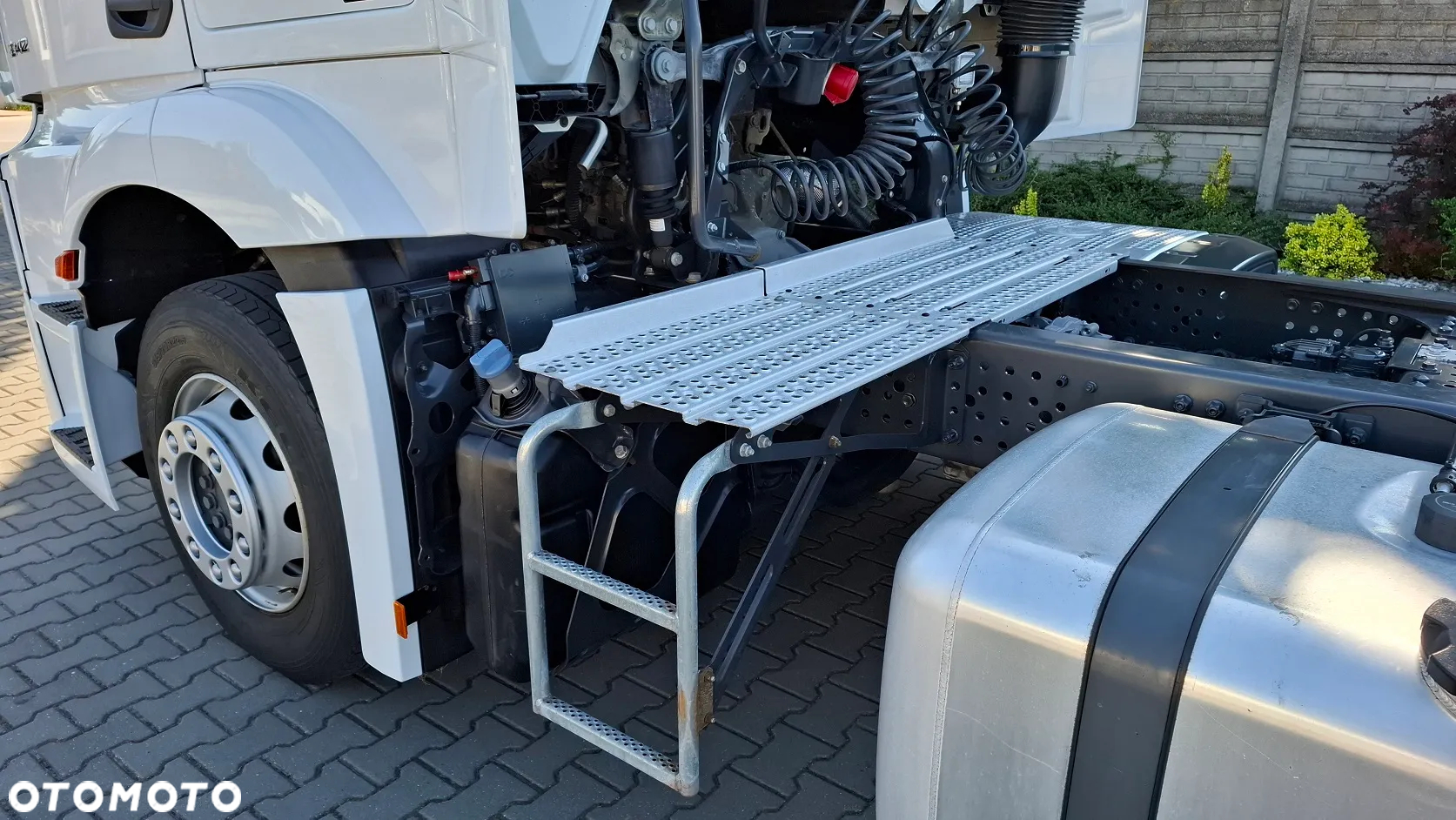 Mercedes-Benz ACTROS 1842 LS  / STANDARD / HYDRAULIKA DO WYWROTU / SALON PL / JAK NOWY / - 13