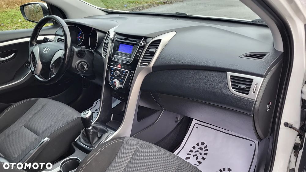 Hyundai i30 i30cw 1.4 Advantage - 21