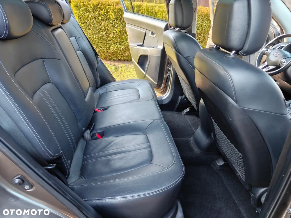 Kia Sportage 1.7 CRDI XL 2WD - 11