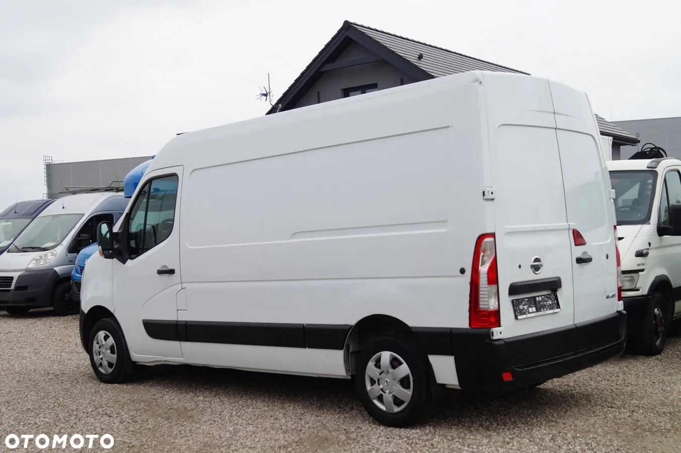 Nissan NV400 - 5