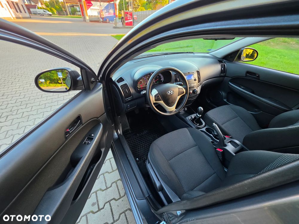 Hyundai i30 i30cw 1.4 Edition Plus - 6