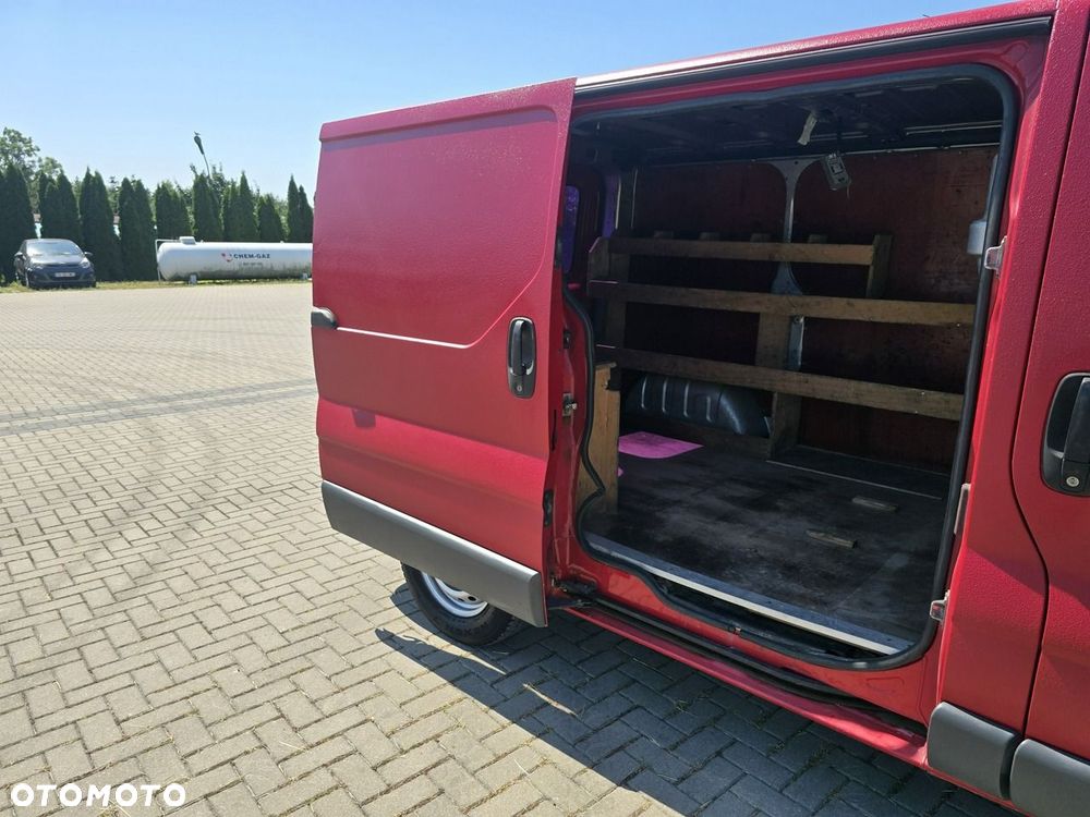Opel Vivaro - 19