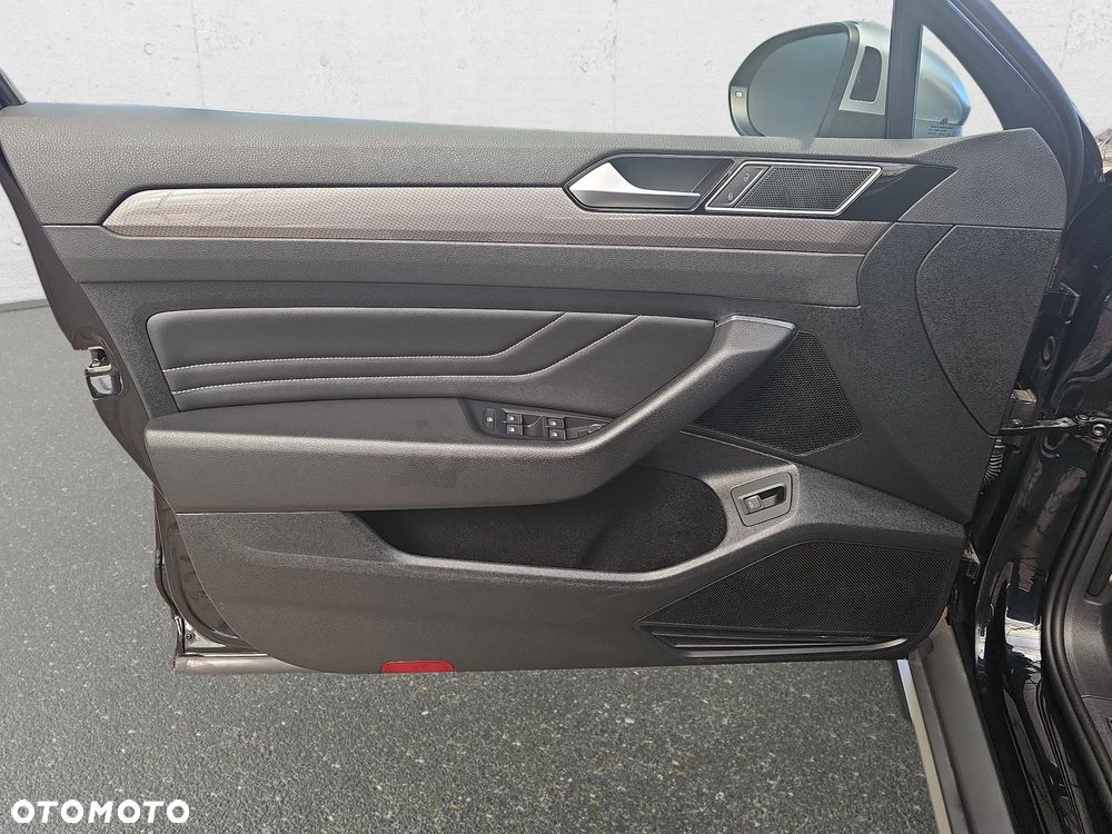 Volkswagen Passat 2.0 TDI 4Mot Elegance DSG - 11