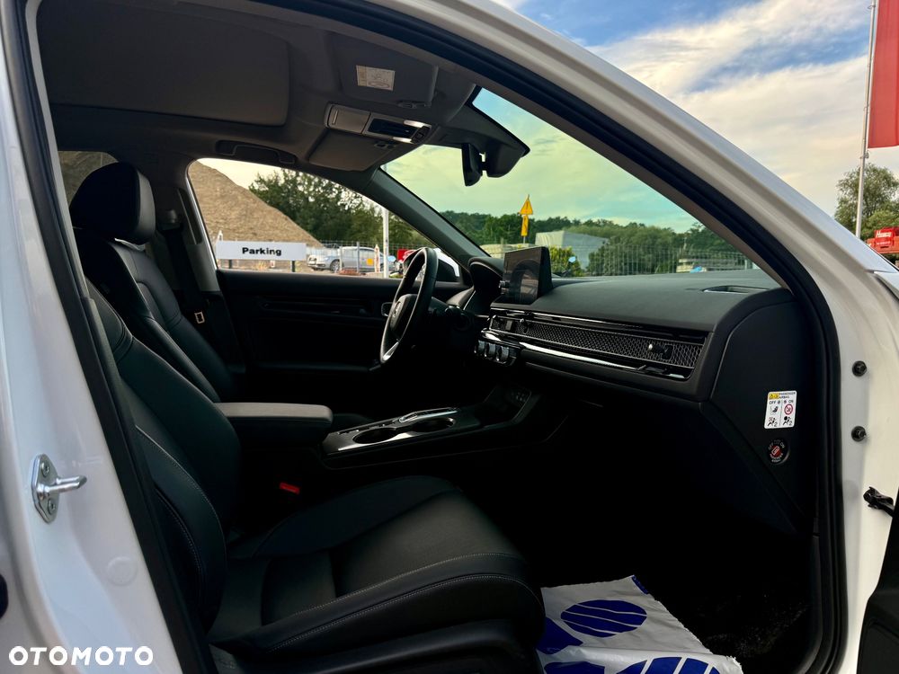 Honda Civic 2.0 i-MMD Advance BSI CVT - 14