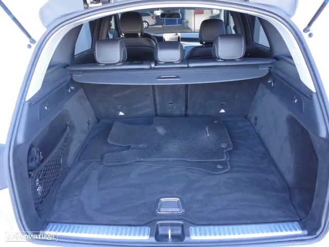 Mercedes-Benz GLC 220 d 4Matic 9G-TRONIC - 9