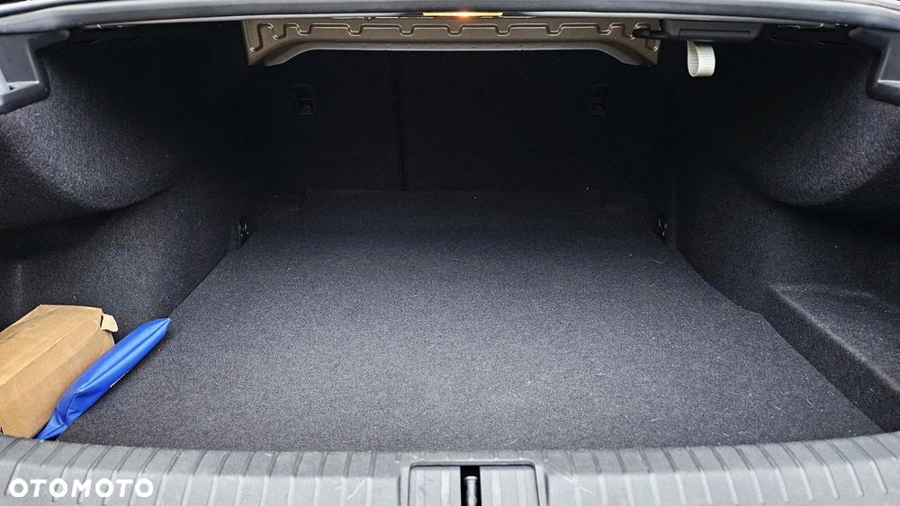 Volkswagen Passat 2.0 TDI EVO Essence - 21