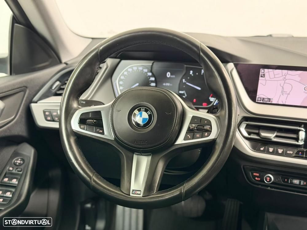 BMW 216 Gran Coupé d Aut. Advantage - 32