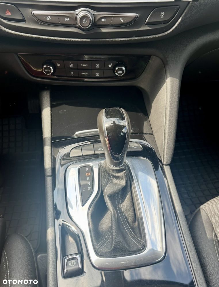 Opel Insignia 1.6 CDTI Ultimate S&S - 3