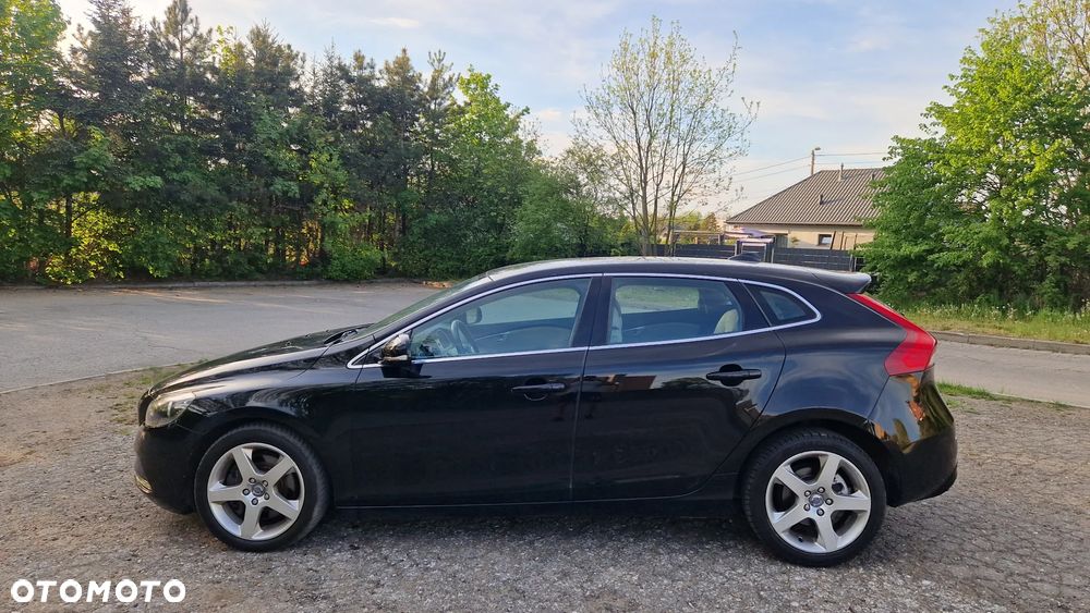 Volvo V40 D3 Geartronic Summum - 6