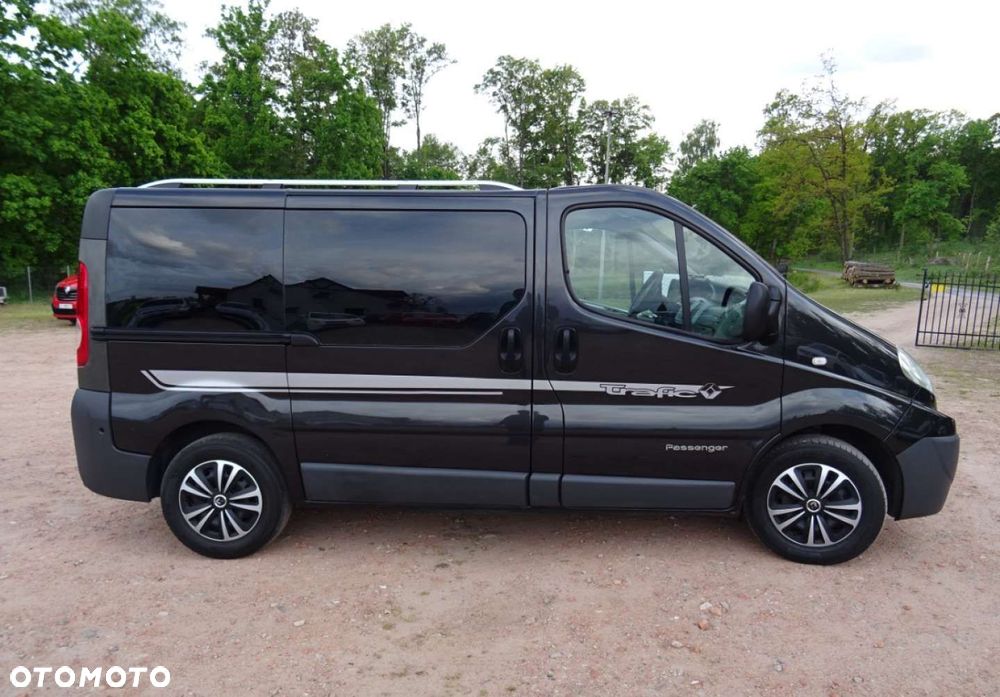 Renault Trafic - 13