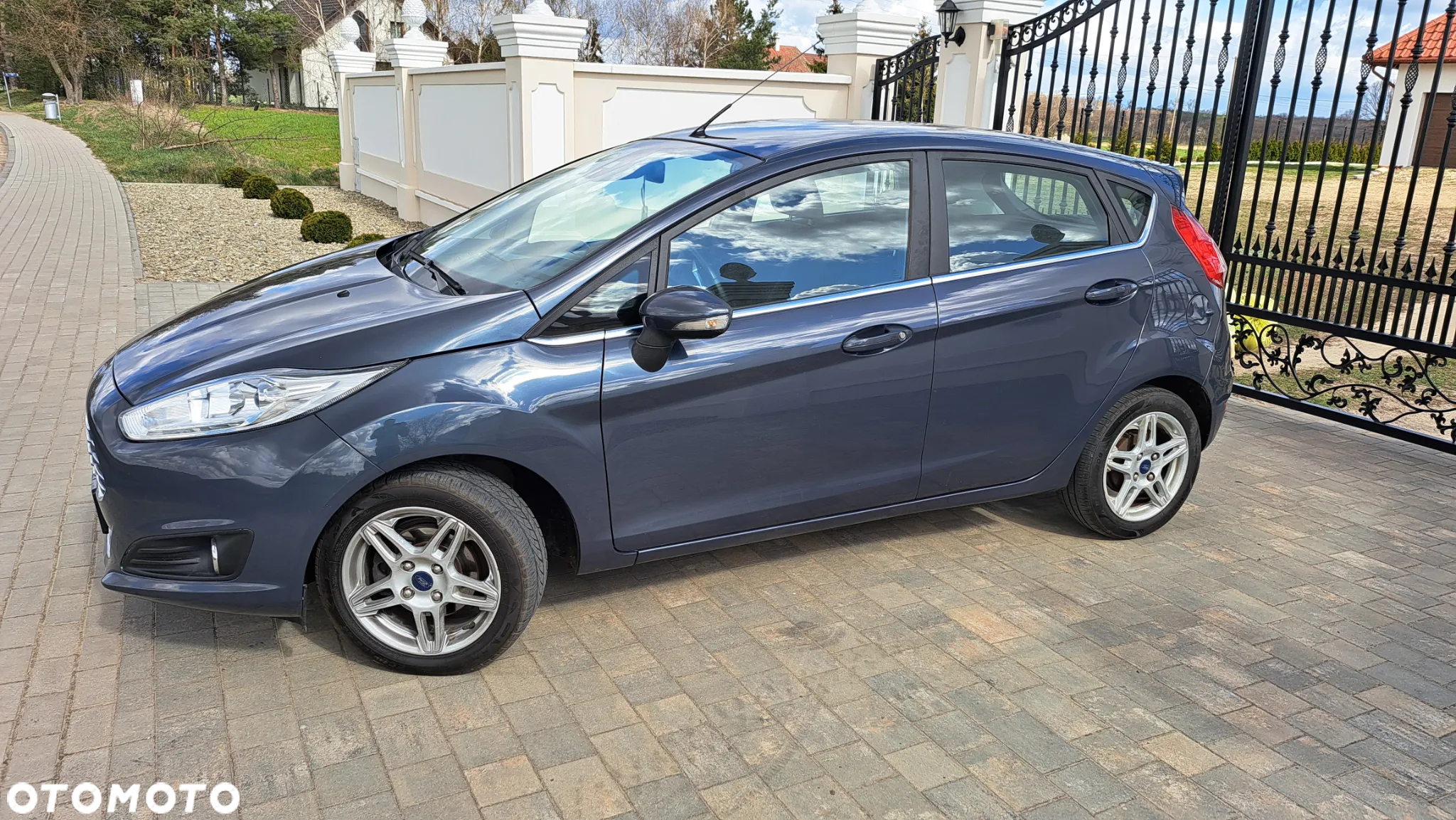 Ford Fiesta 1.5 TDCi Titanium - 10