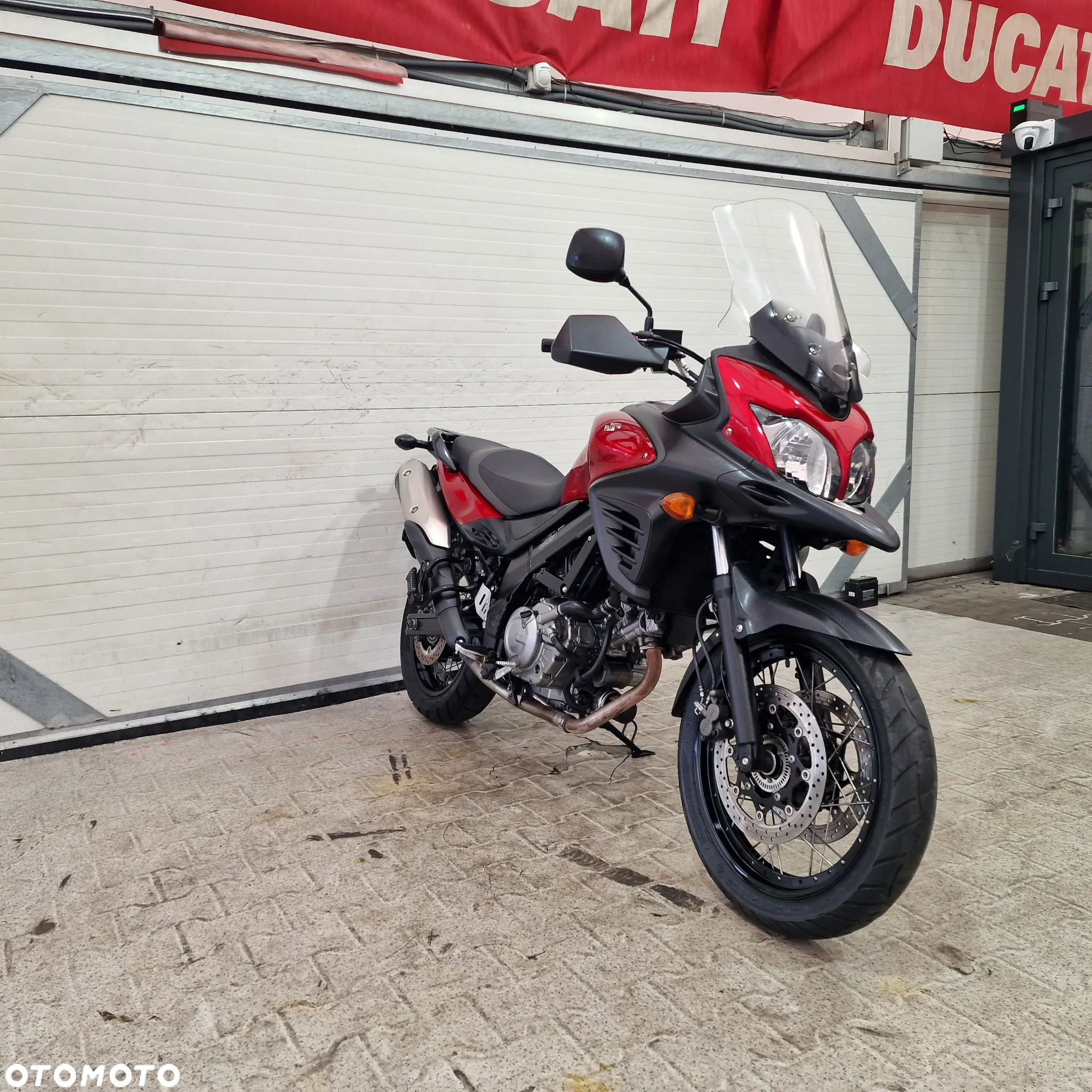 Suzuki DL - 6