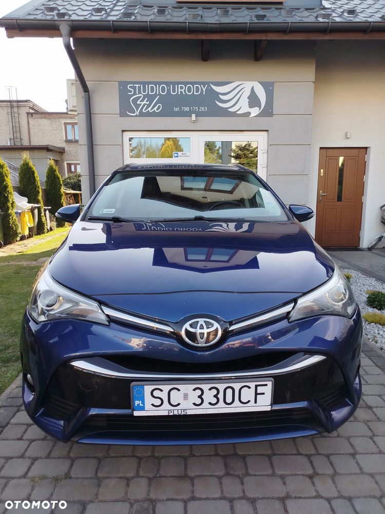 Toyota Avensis 1.8 Premium - 5