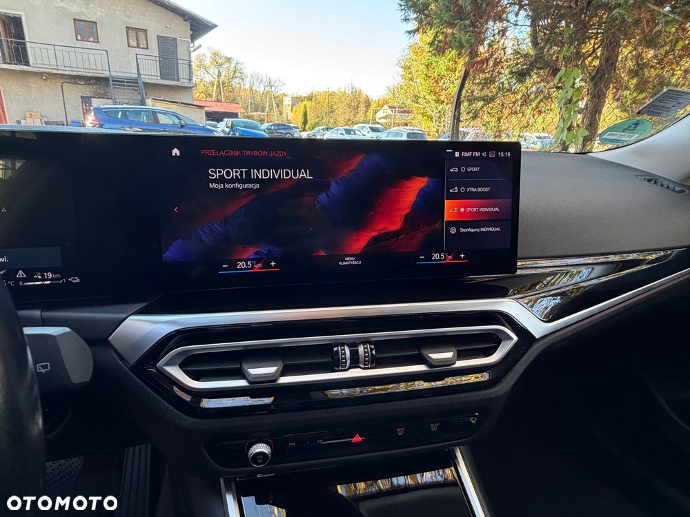 BMW Seria 3 330e xDrive Sport Line sport - 27