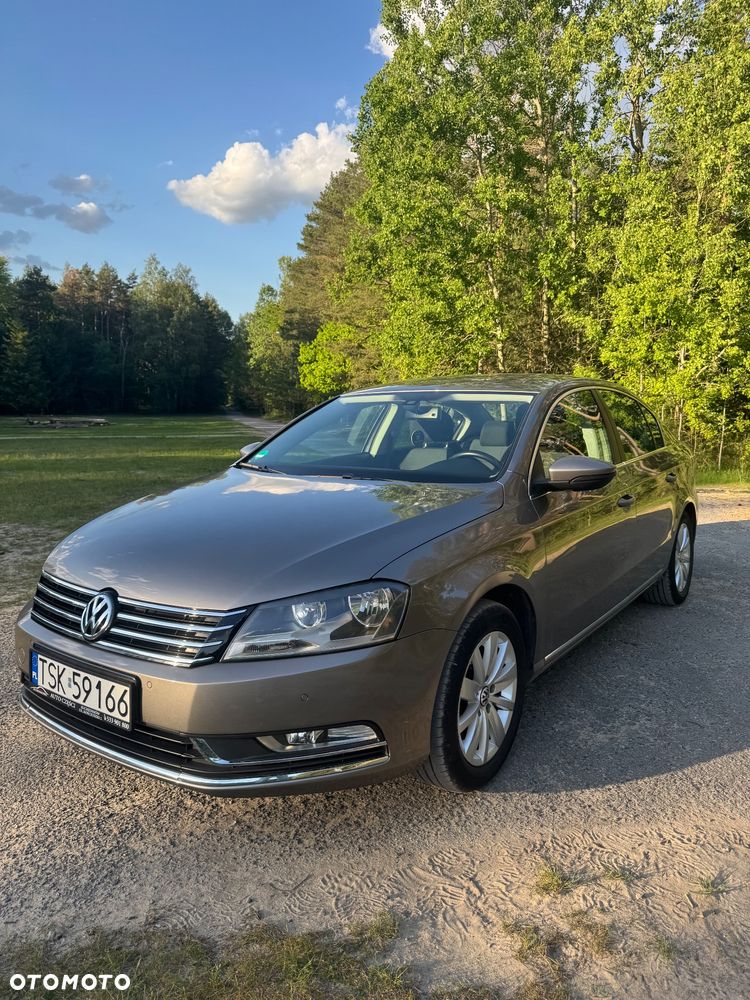 Volkswagen Passat - 23