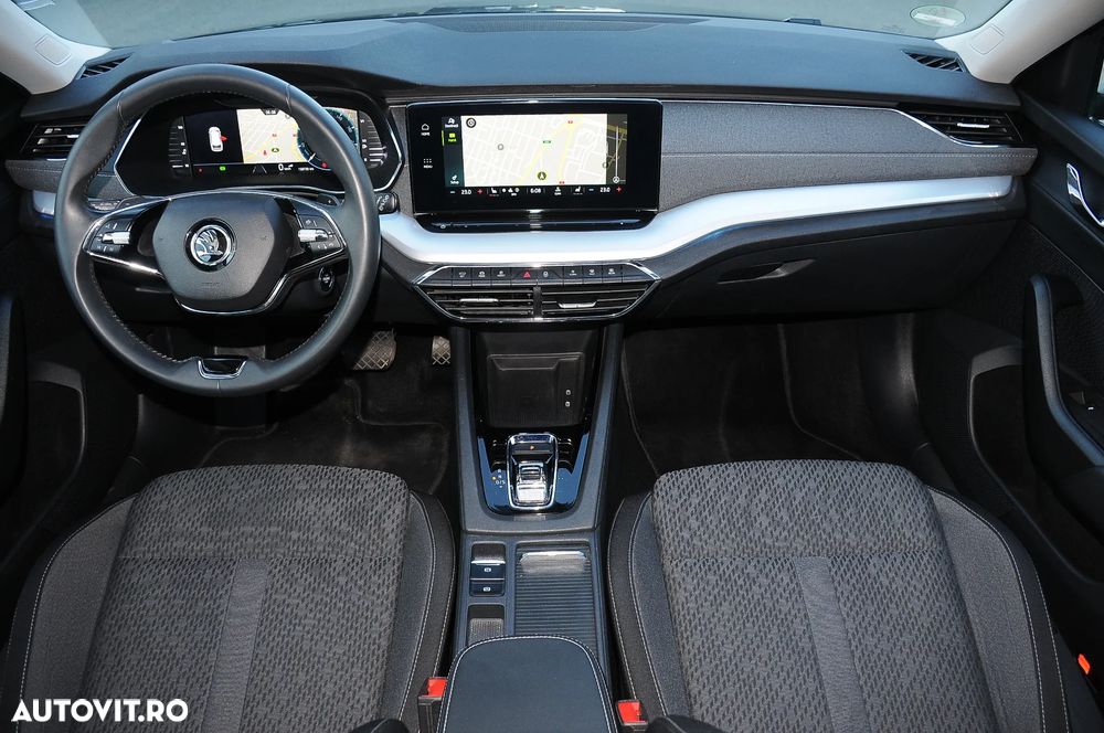 Skoda Octavia Combi 2.0 TDI DSG Exclusive Plus - 19