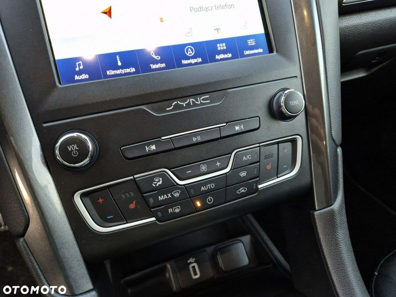 Ford Mondeo - 17