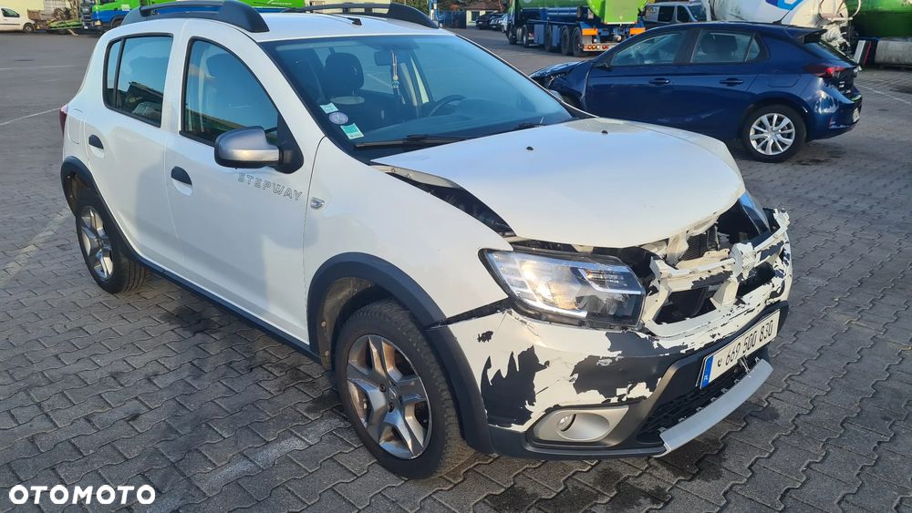 Dacia Sandero Stepway 0.9 TCe Laureate S&S EU6 - 3