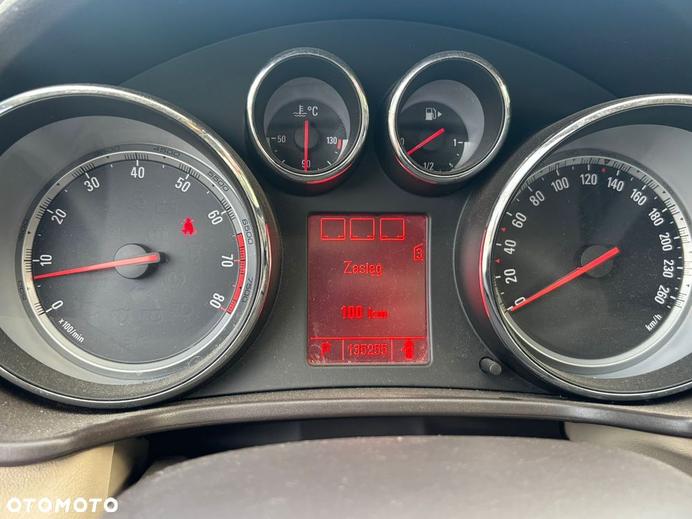 Opel Insignia 2.8 T V6 Sport 4x4 - 12